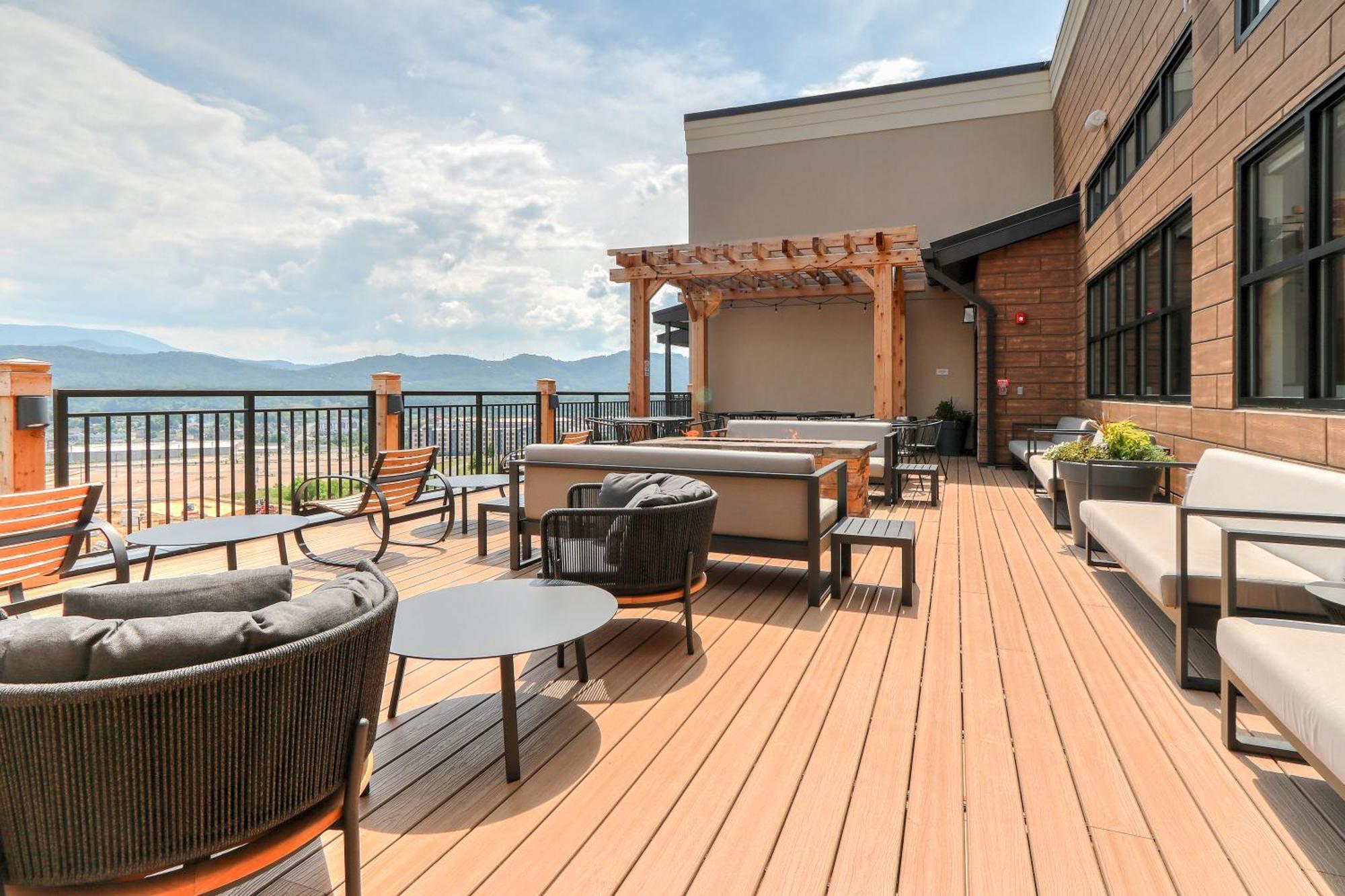 Staybridge Suites Pigeon Forge - Smoky Mtns By Ihg Εξωτερικό φωτογραφία